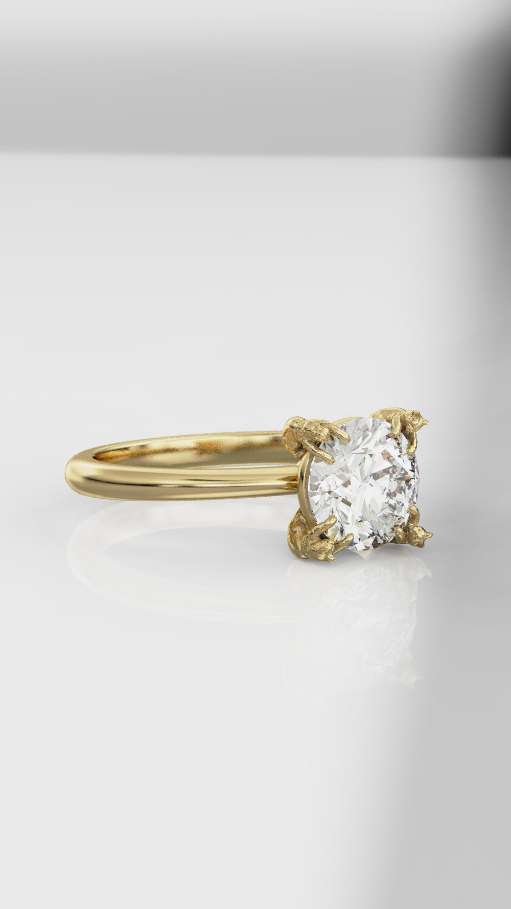 The Chaton Cat Ring - Round Brilliant