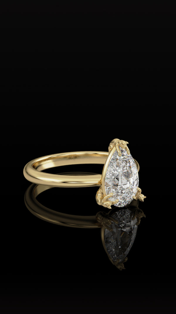 The Chaton Cat Ring - Pear Cut